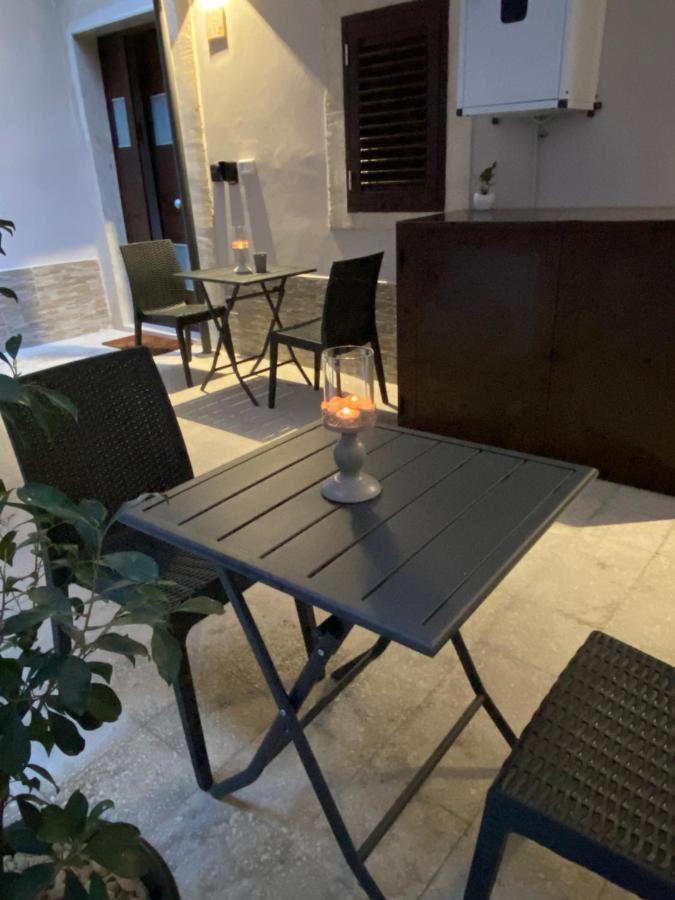 Il Cortiletto28 Rooms & House Syrakus Exterior foto