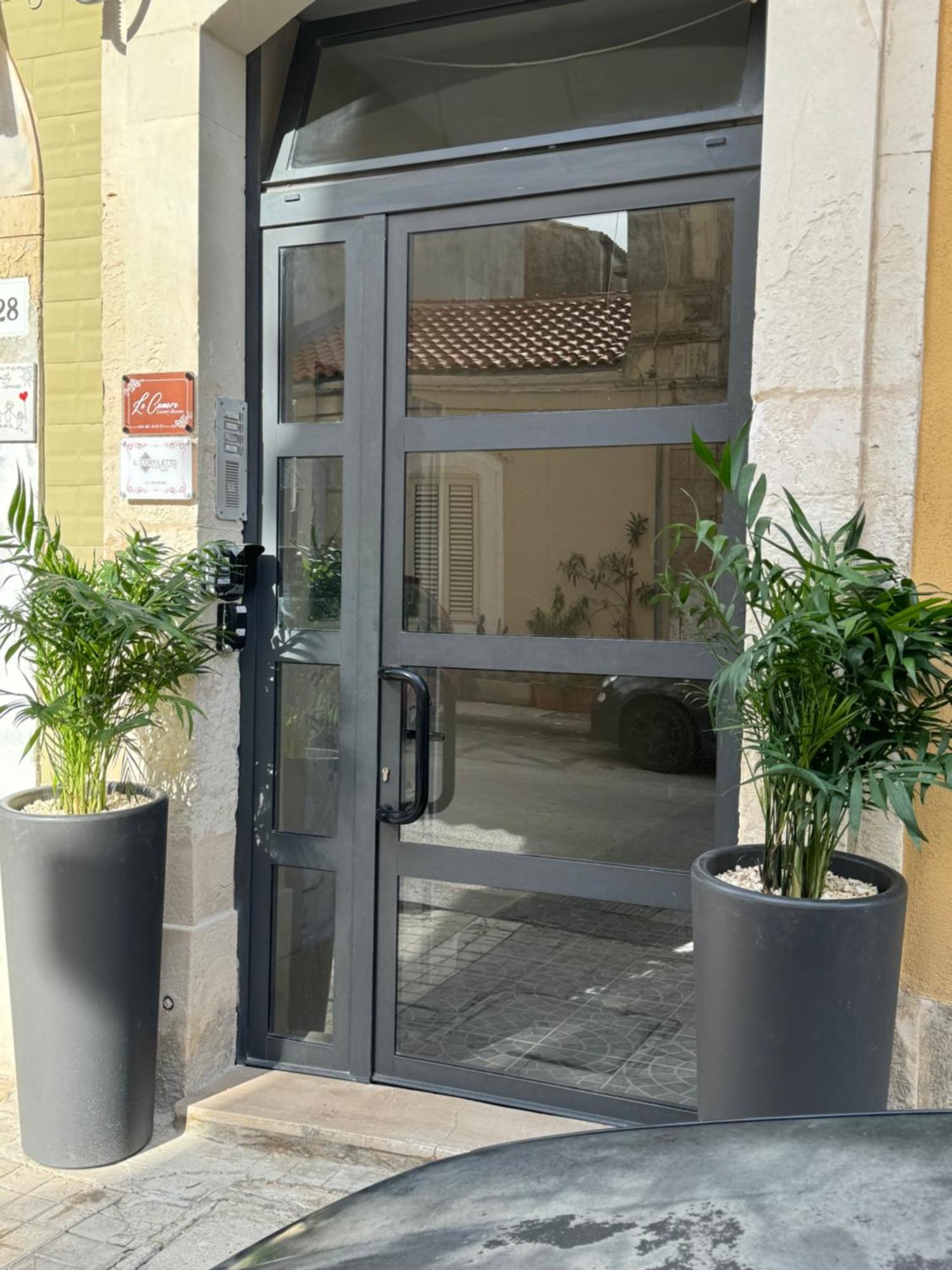 Il Cortiletto28 Rooms & House Syrakus Exterior foto