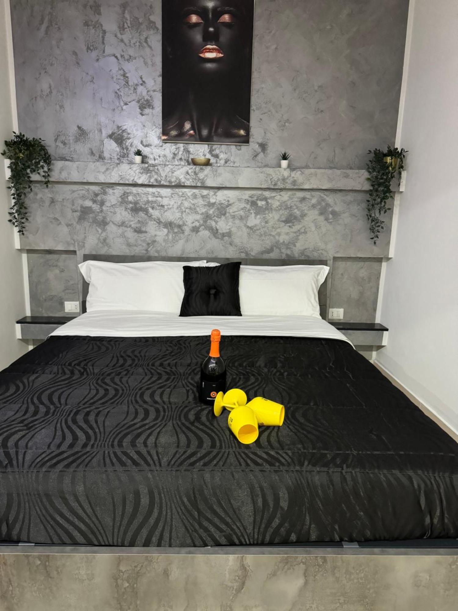 Il Cortiletto28 Rooms & House Syrakus Exterior foto