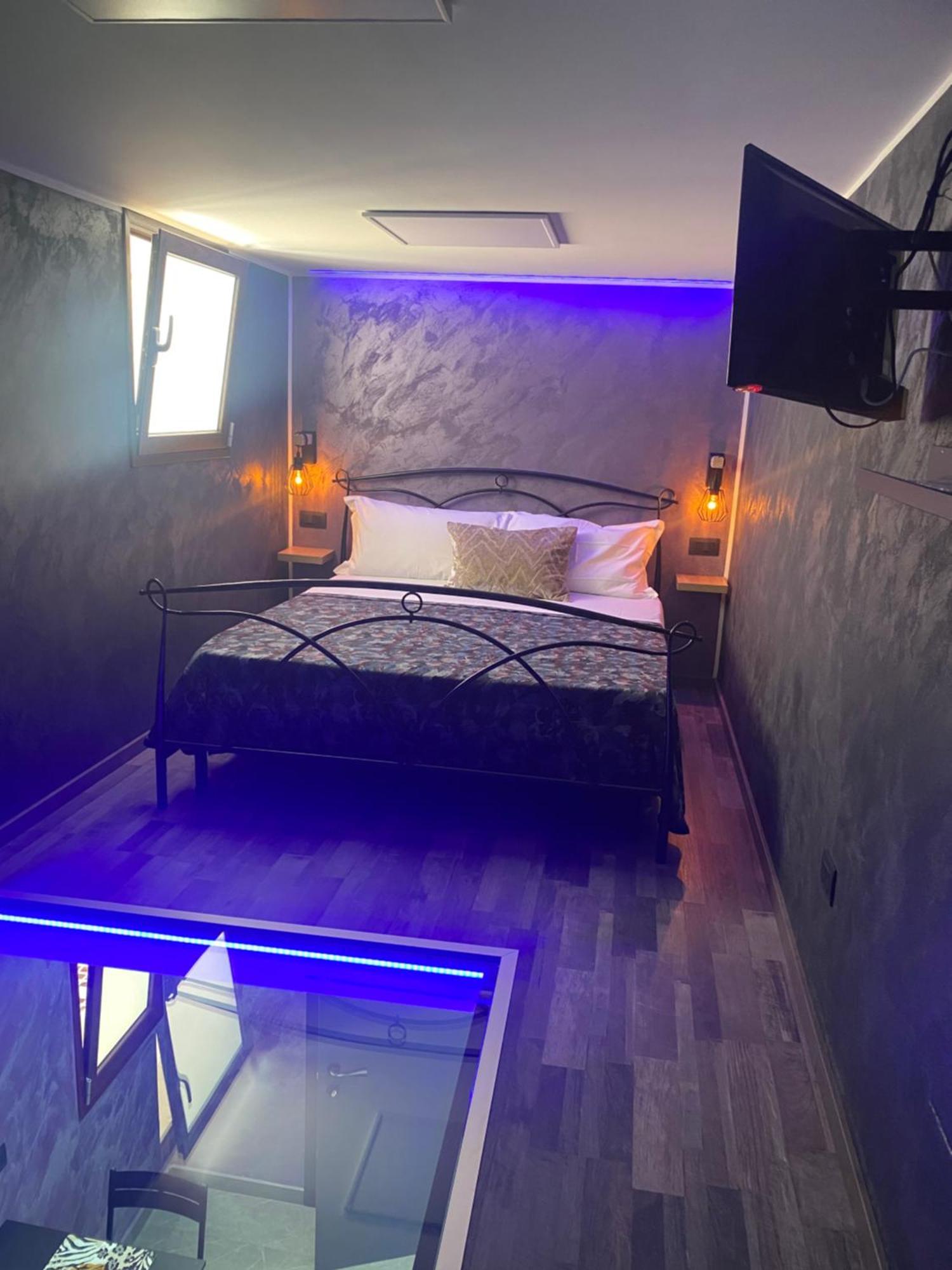 Il Cortiletto28 Rooms & House Syrakus Exterior foto