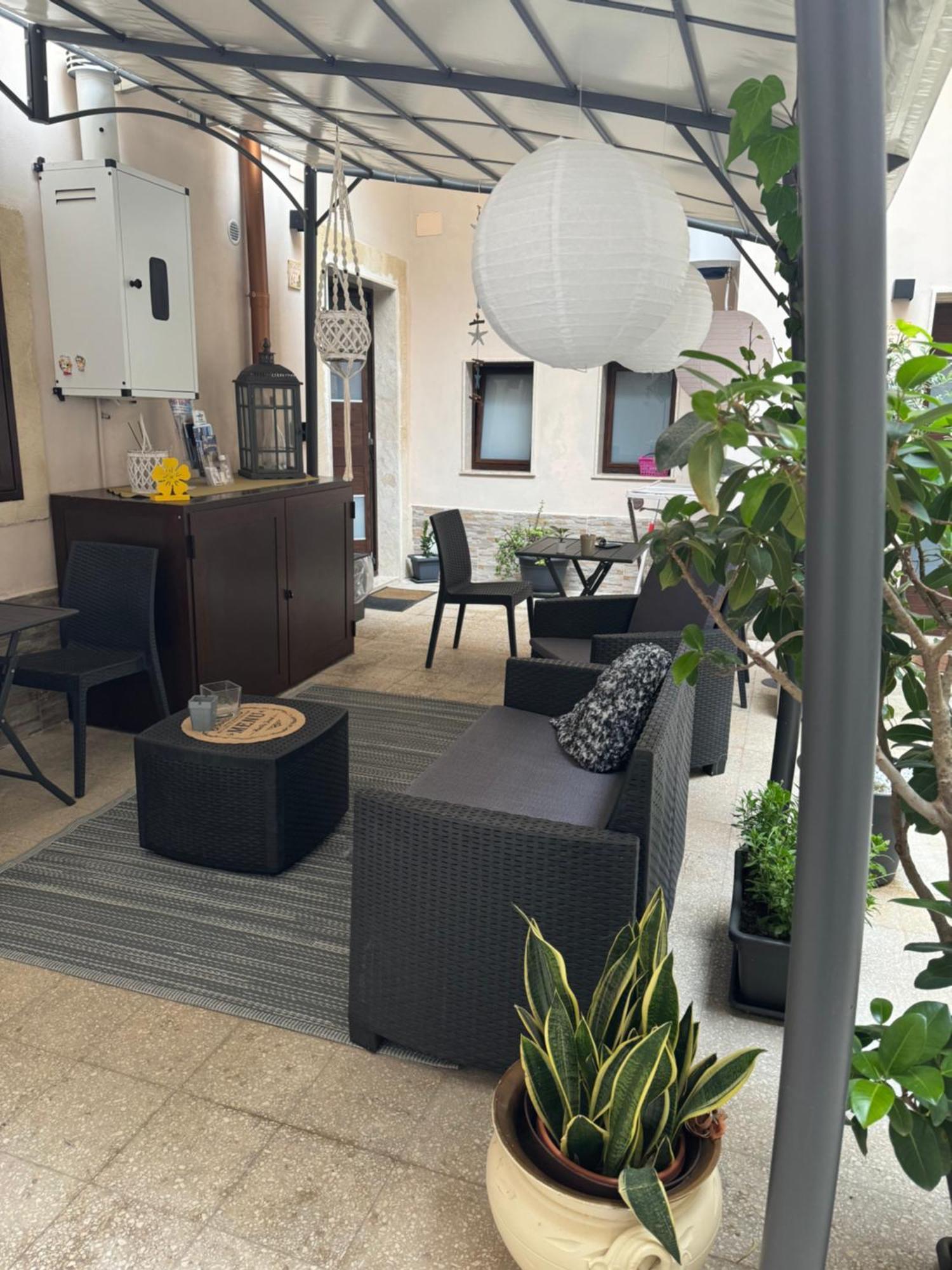 Il Cortiletto28 Rooms & House Syrakus Exterior foto